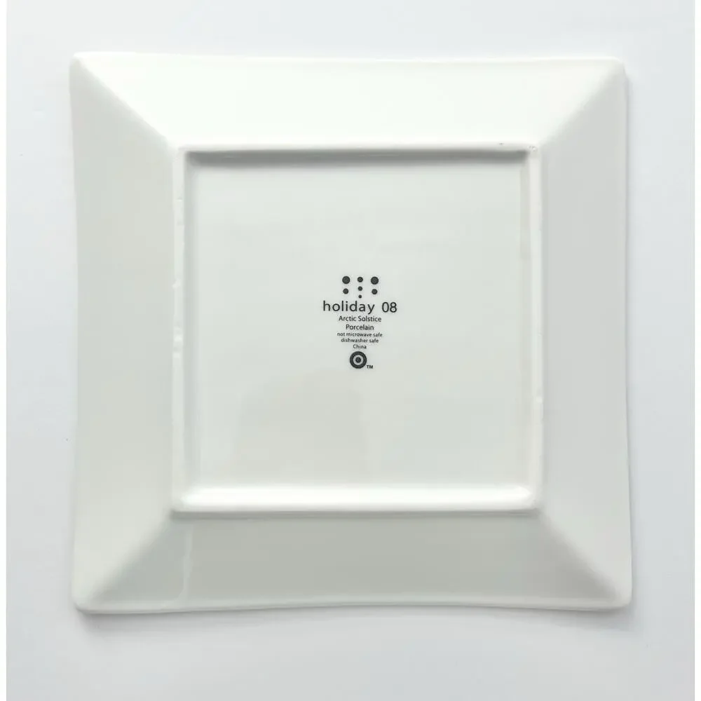 Target “Arctic Solstice Snowflake” 4 Porcelain Square Dessert Plates 6 1/4”